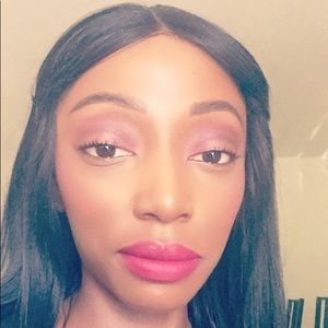 Meet your Posher, Vanessa